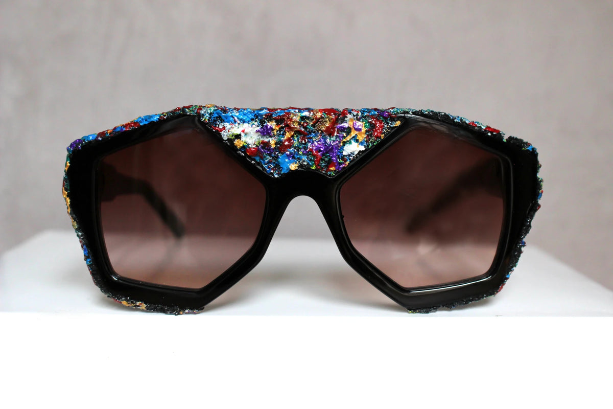COSMO ART - VARIABILE 3 occhiale con installazione d'arte - CLARISSA OLIVERIO ART TO WEAR - CLARISSA OLIVERIO ART TO WEAR