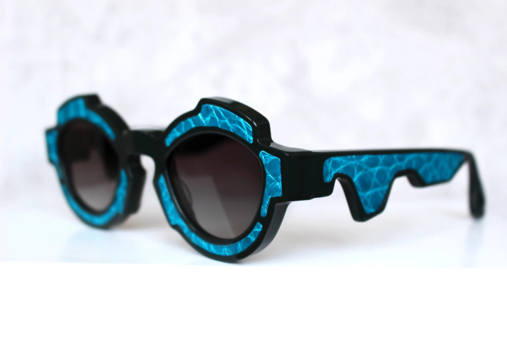 Ex Machina inserto in pelle di coccodrillo blu - CLARISSA OLIVERIO ART TO WEAR - CLARISSA OLIVERIO ART TO WEAR