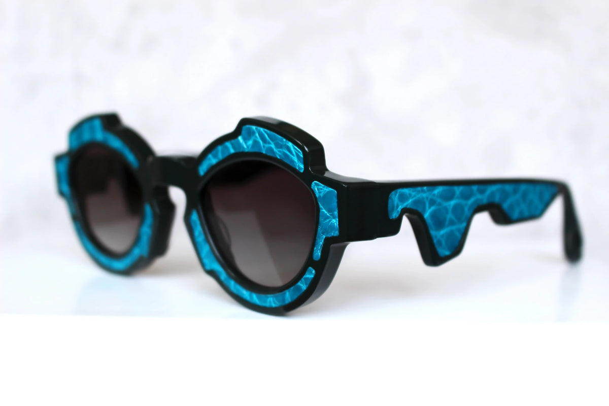 Ex Machina inserto in pelle di coccodrillo blu - CLARISSA OLIVERIO ART TO WEAR - CLARISSA OLIVERIO ART TO WEAR