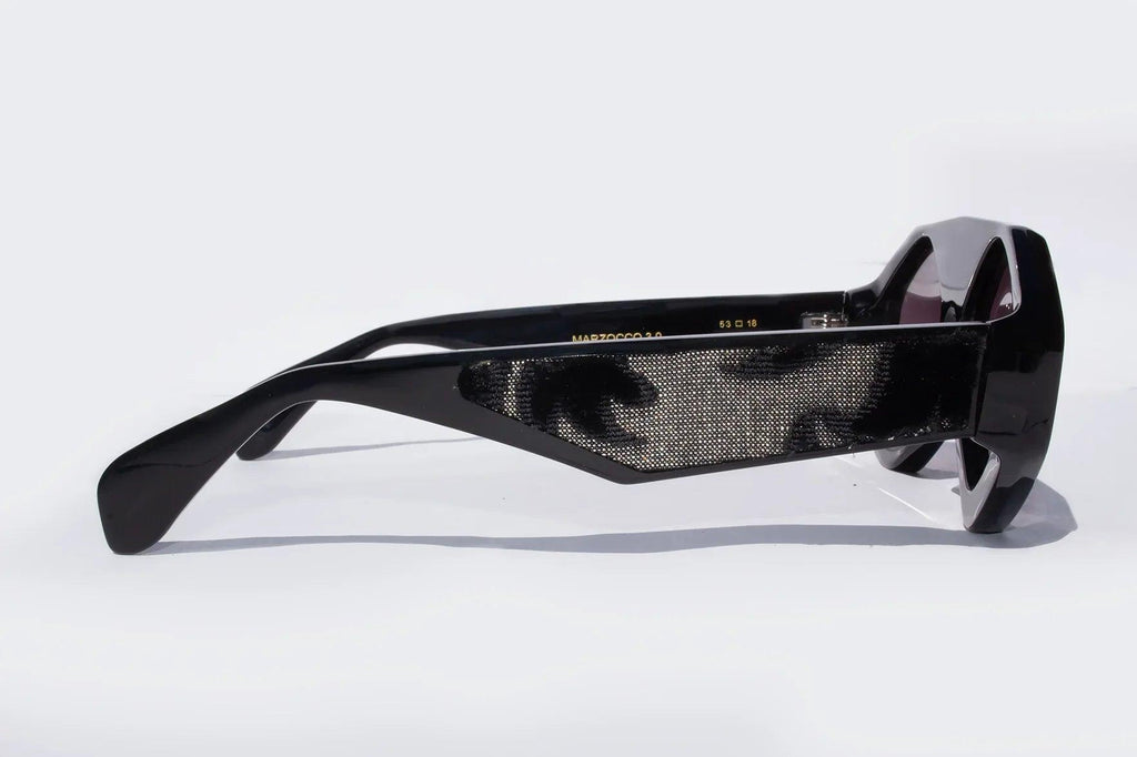 Vista laterale occhiali Marzocco 3.0 neri eyewear di lusso made in Italy