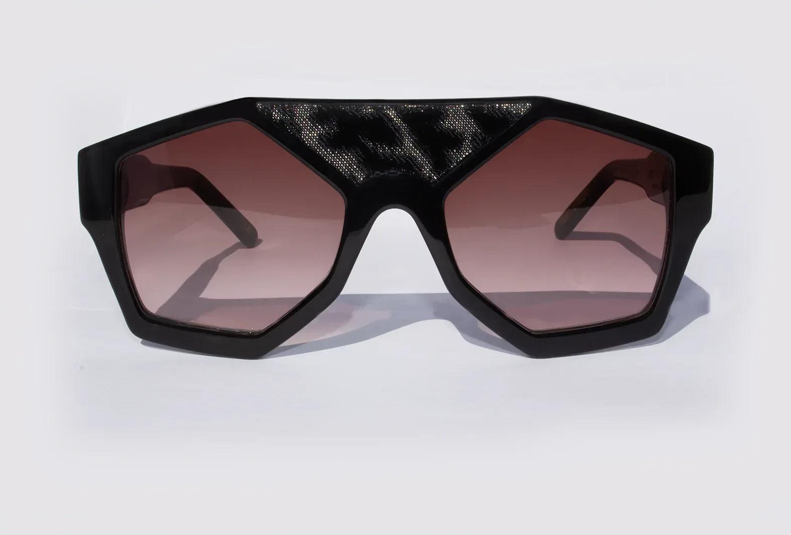 Marzocco Nero - CLARISSA OLIVERIO ART TO WEAR