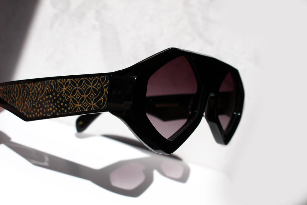 Marzocco 3.0 Nero inserto in carta washi - CLARISSA OLIVERIO ART TO WEAR