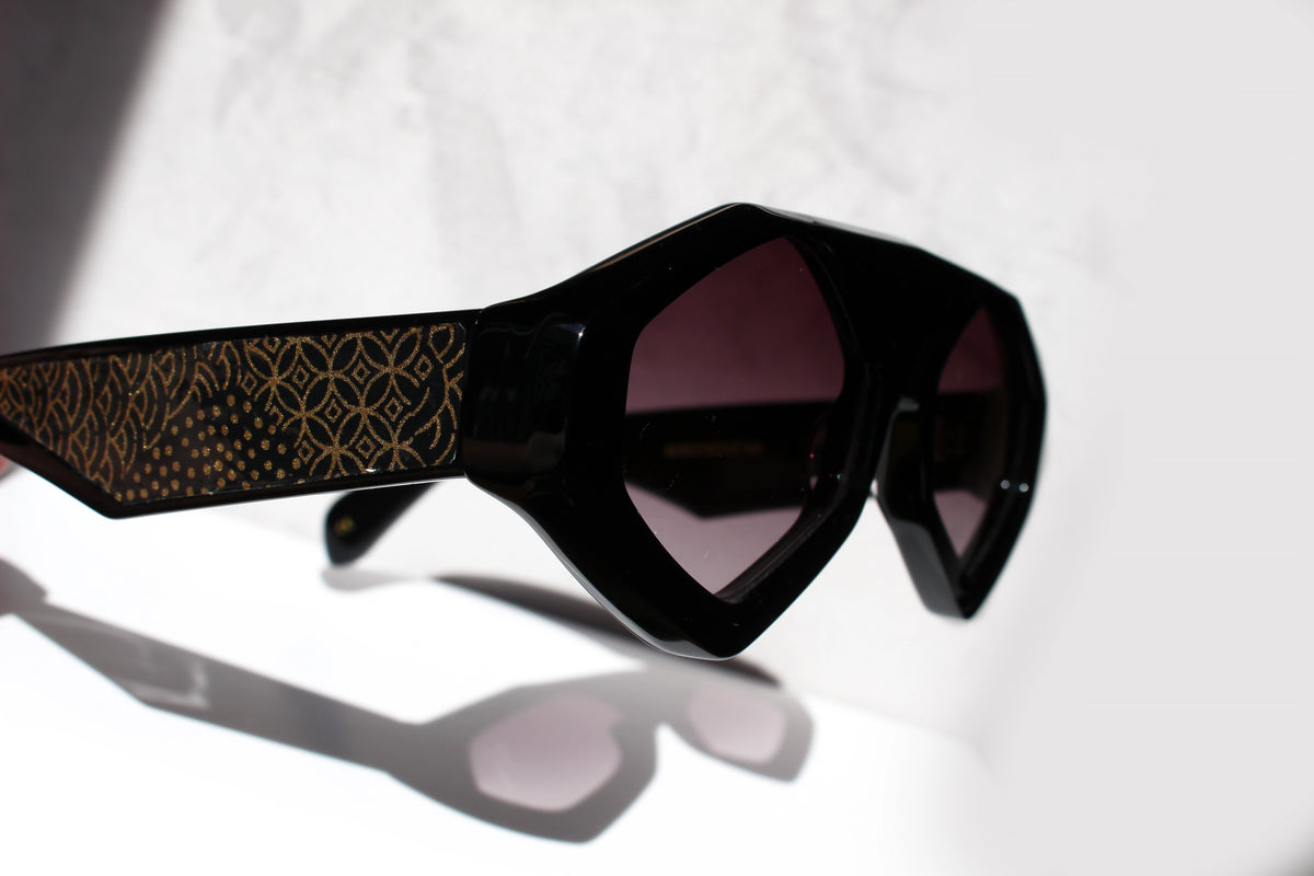 Marzocco 3.0 Nero inserto in carta washi - CLARISSA OLIVERIO ART TO WEAR