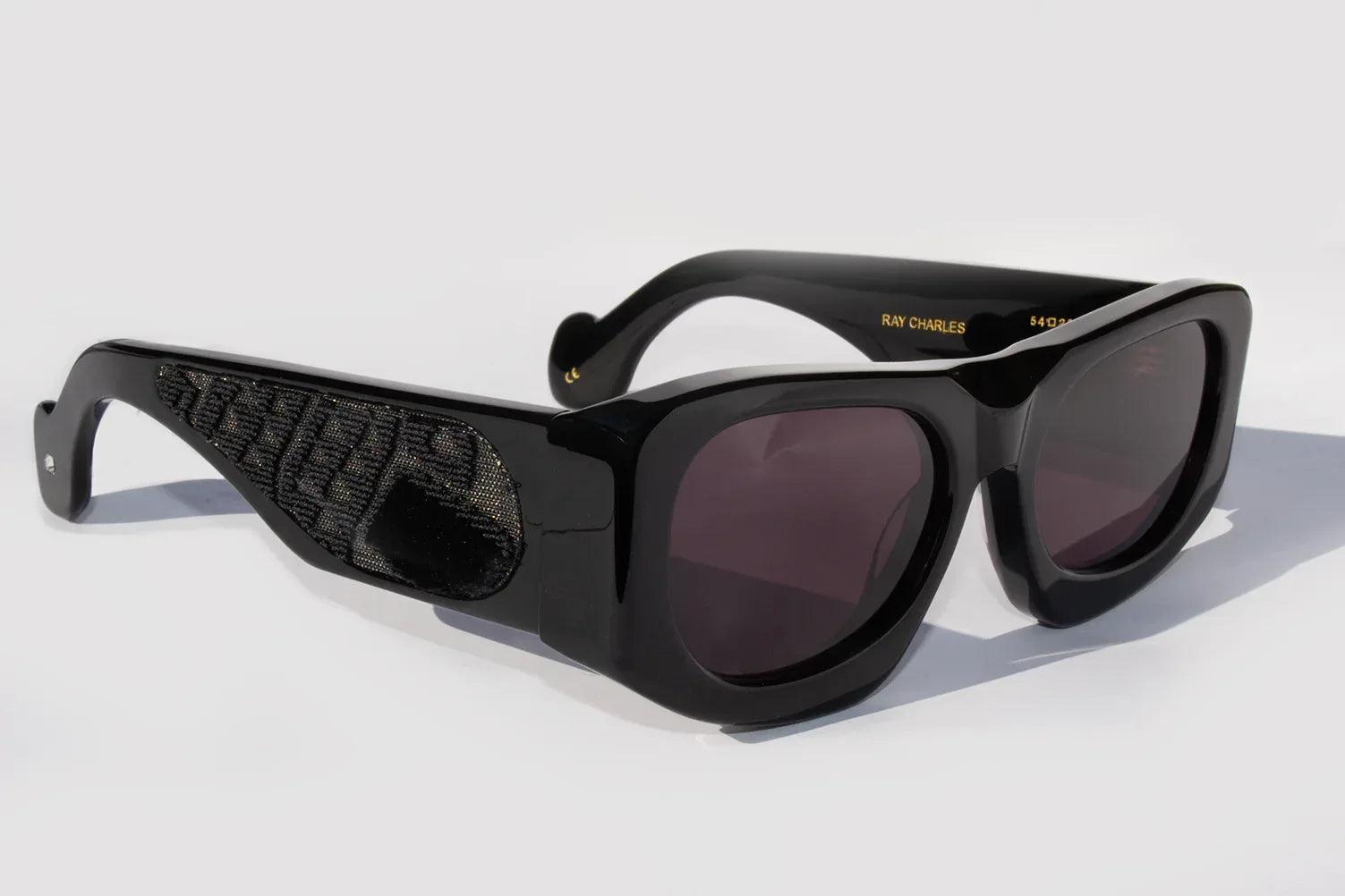 Ray Charles Nero - CLARISSA OLIVERIO ART TO WEAR