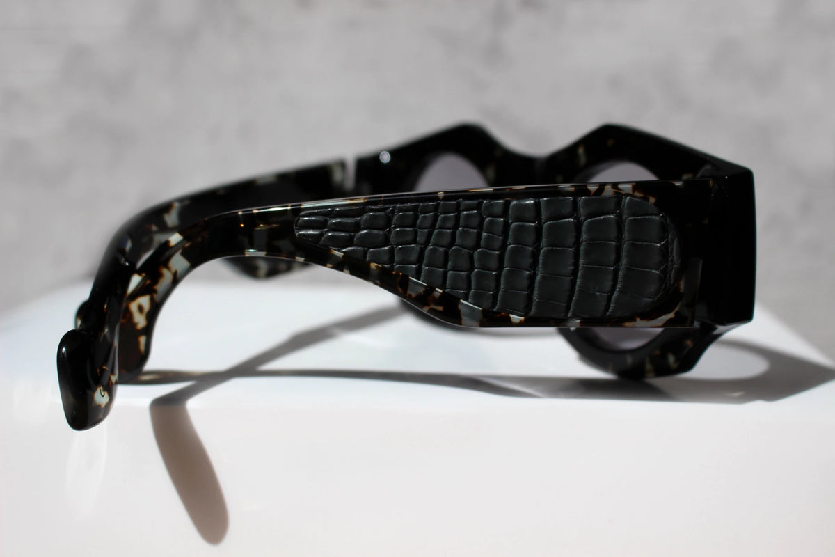 Spike Lee Grigio Avana inserto in pelle di Coccodrillo - CLARISSA OLIVERIO ART TO WEAR - CLARISSA OLIVERIO ART TO WEAR